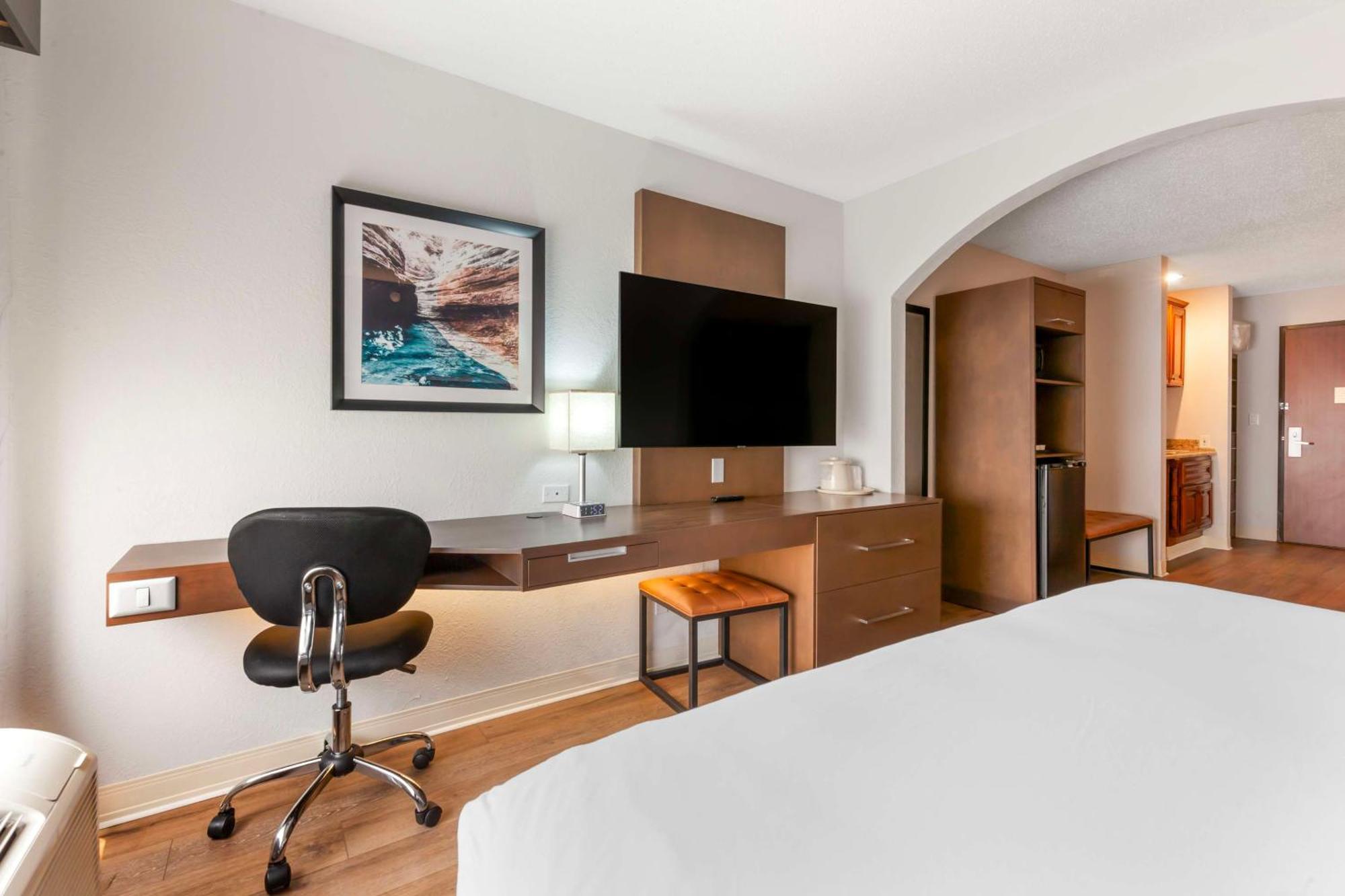 Best Western Sycamore Inn Bagian luar foto